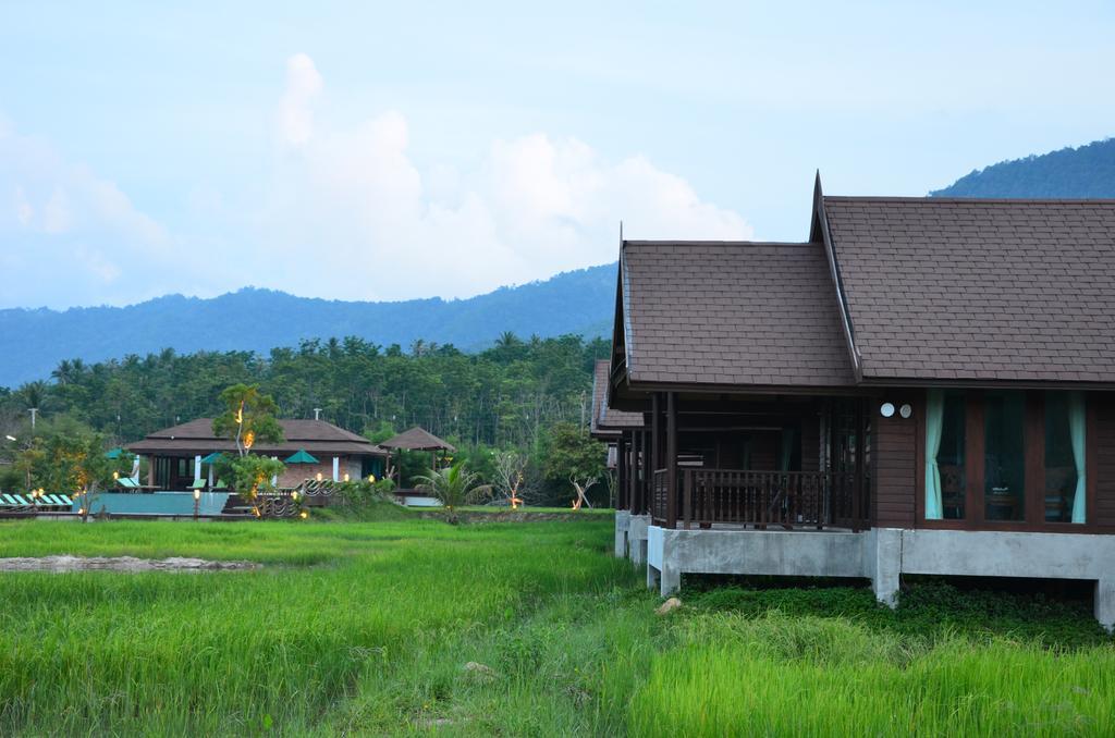Farmers Villa Mae Nam Exterior photo